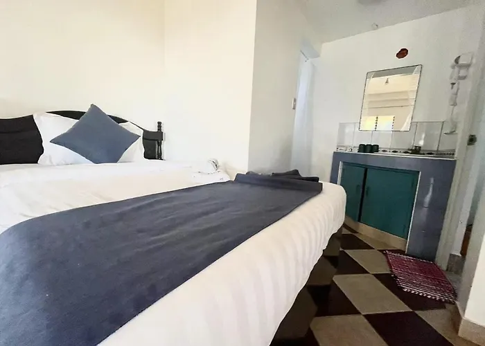 Azure Camotes Hotel 4*
