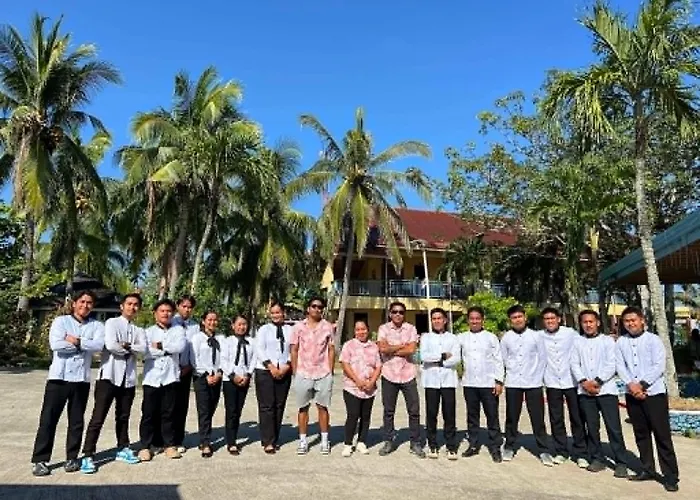 Hotel Azure Camotes 4*